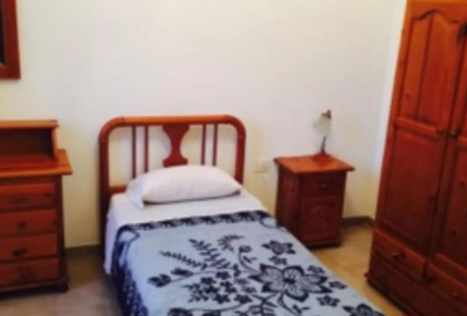 Spacious House Tortosa + Pool 0*,