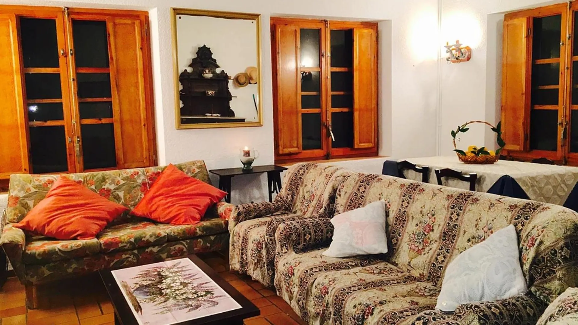 Spacious House Tortosa + Pool