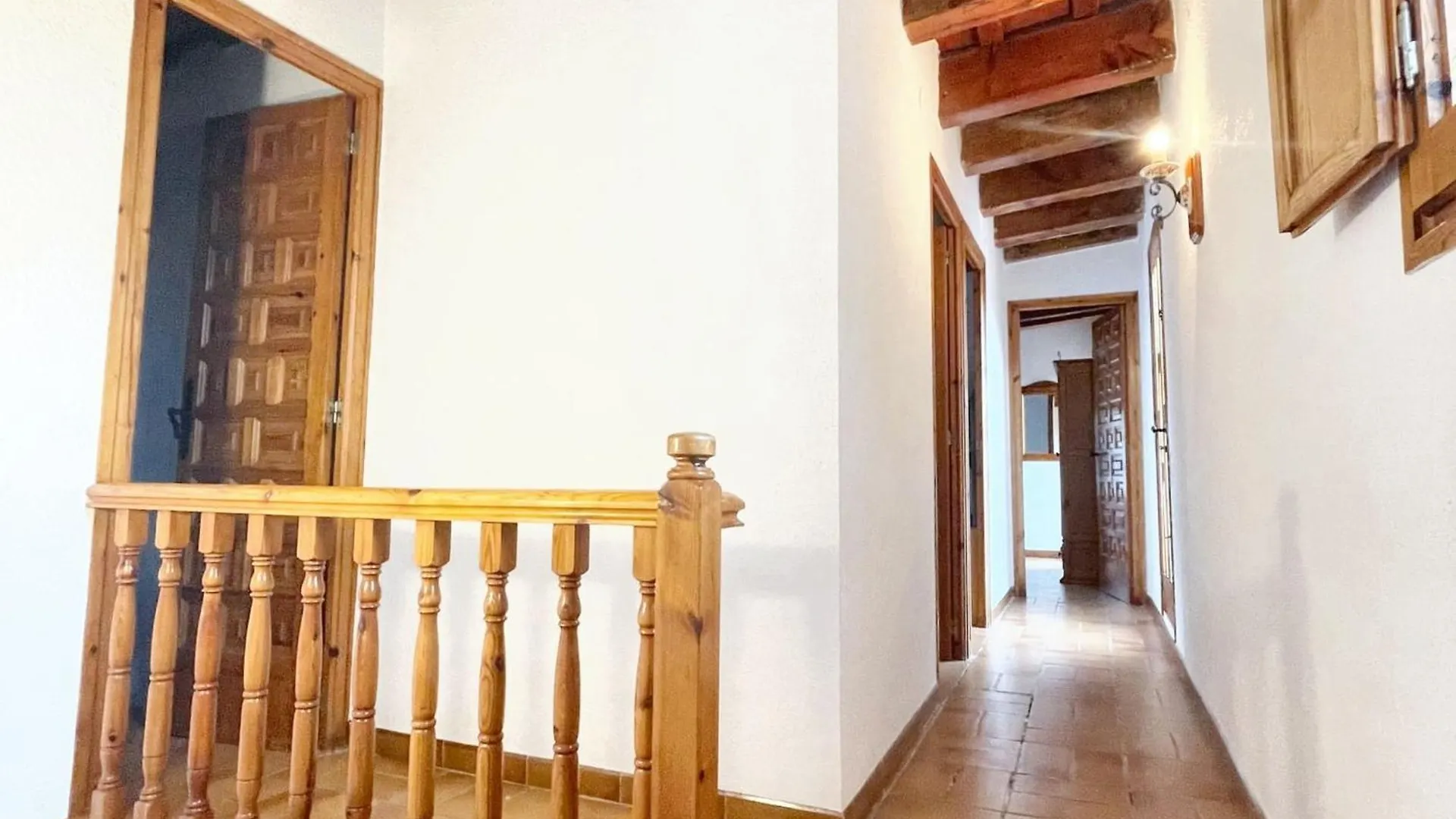 Nyaraló Spacious House Tortosa + Pool